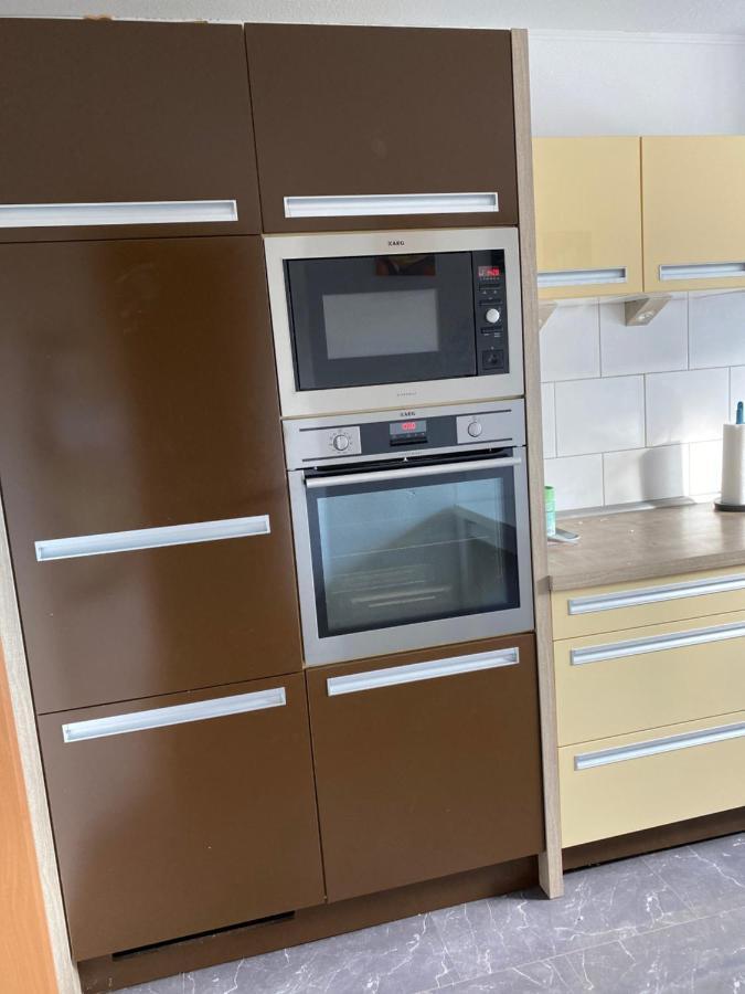 Ruhiges Zimmer Im Gasthaus Essen Esterno foto