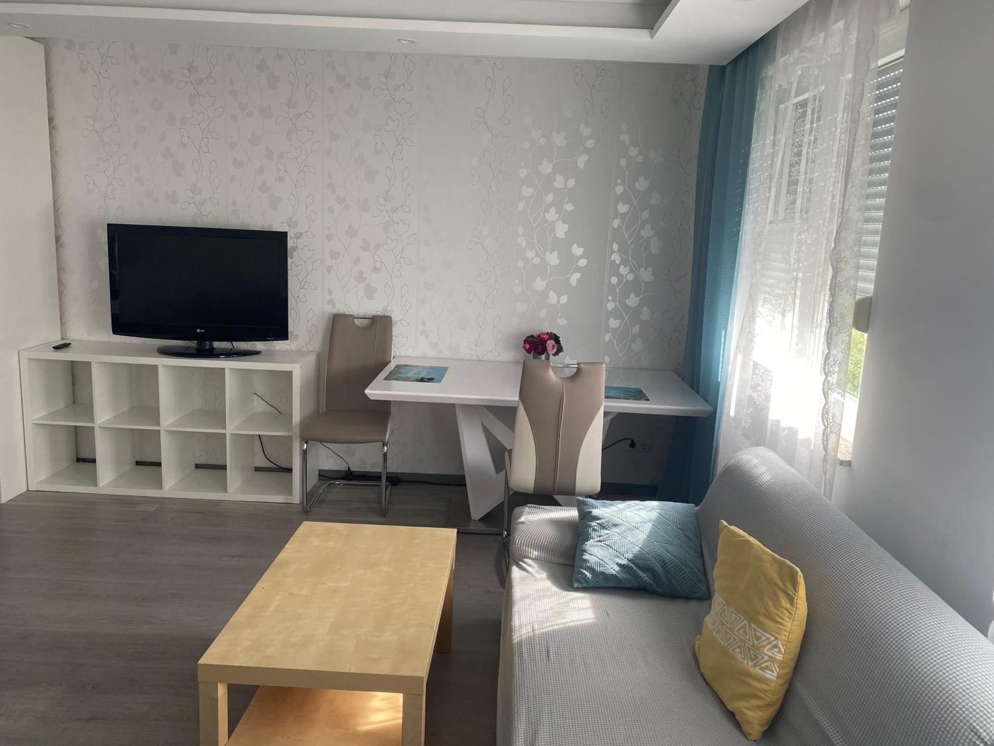 Ruhiges Zimmer Im Gasthaus Essen Esterno foto