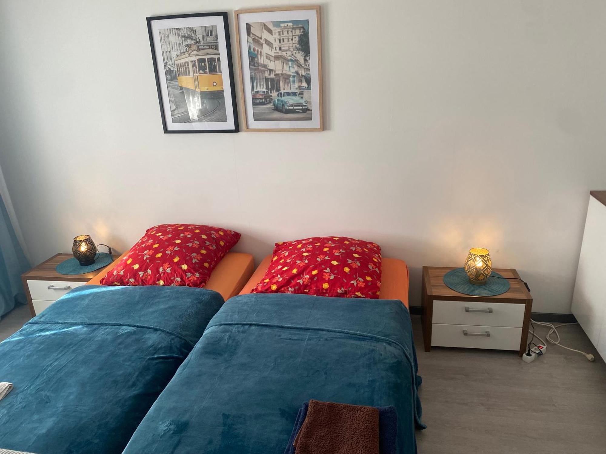 Ruhiges Zimmer Im Gasthaus Essen Esterno foto